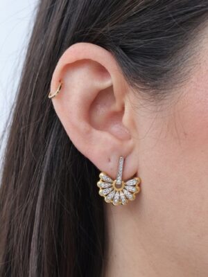 BRINCO LEQUE FO - ESSENCIAIS