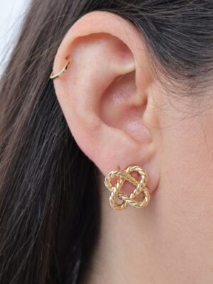 BRINCO TREVO ENTRELAÇADOS FO - ESSENCIAIS