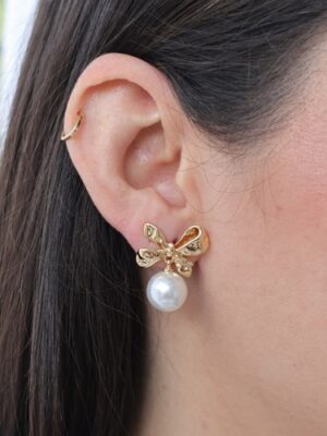 BRINCO LAÇO PEROLA FO - ESSENCIAIS